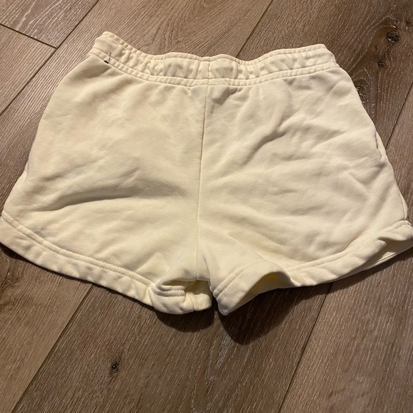 Nike shorts - Picture 3 of 3